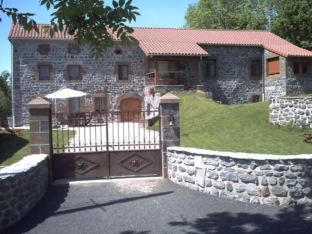 Le clos des pierres rouges Saint-Privat-dʼAllier Extérieur photo